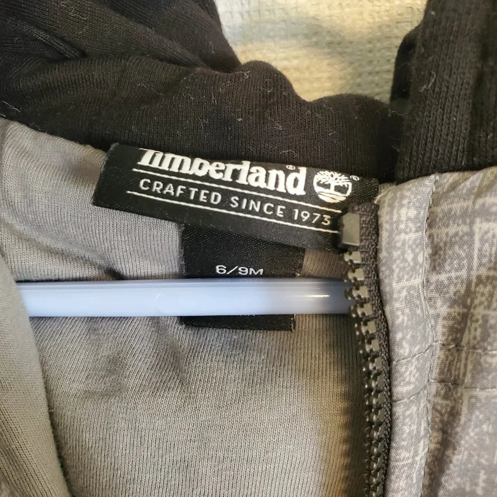 Timberland Body Snow Suit Baby. 6 / 9 Months. Black &‎ Gray. Snowsuit. Bodysuit.